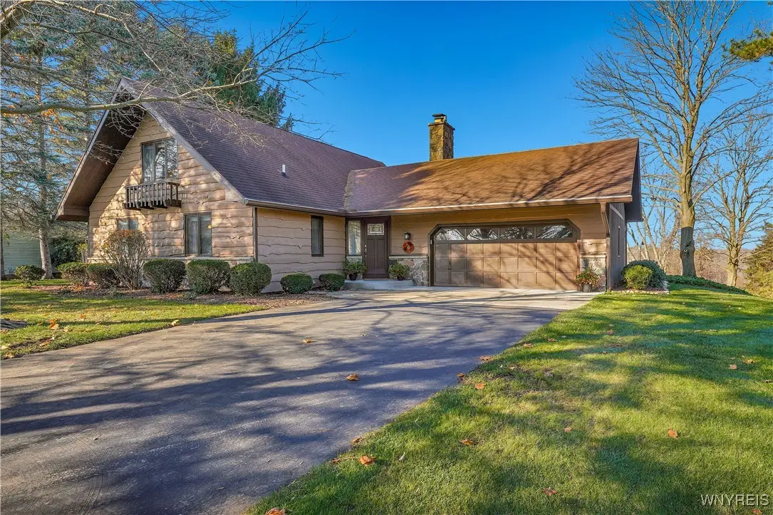 11486 Tomarsue Drive, Marilla, NY 14102 - Image #1