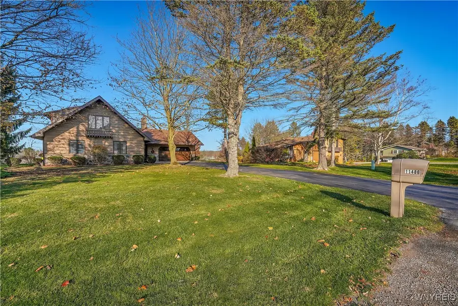 11486 Tomarsue Drive, Marilla, NY 14102 - Image #3