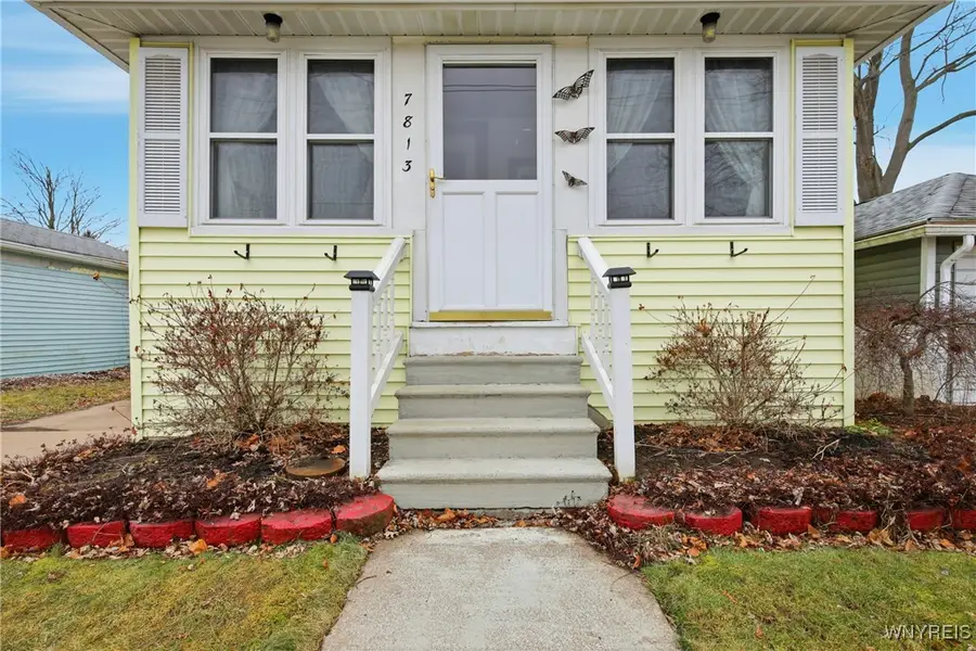 7813 Edison Avenue, Niagara Falls, NY 14304 - Image #3
