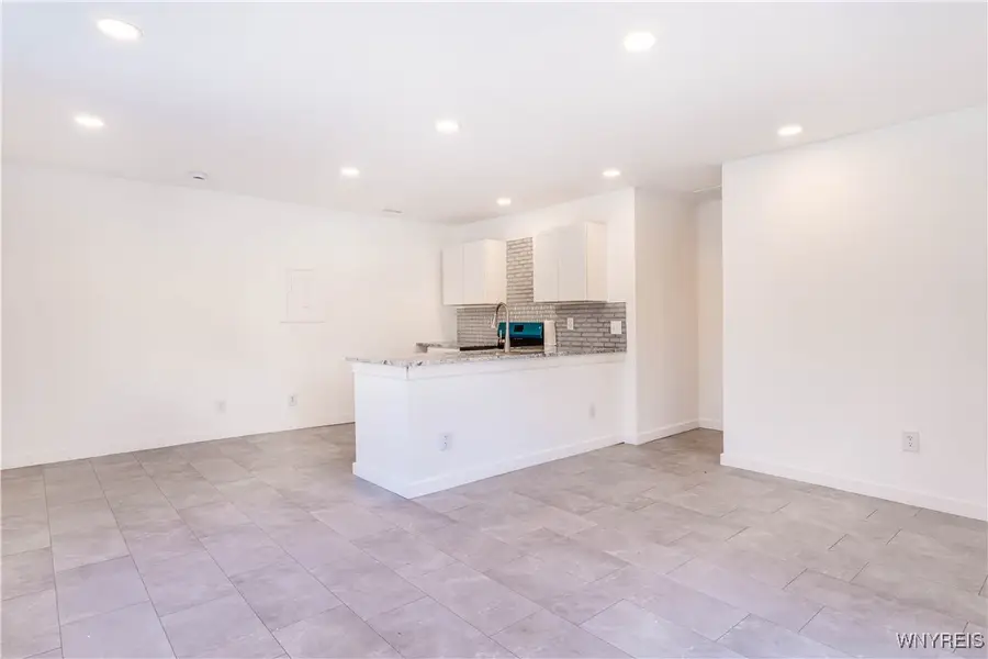 2697 Riverton Avenue, Hamburg, NY 14075 - Image #2