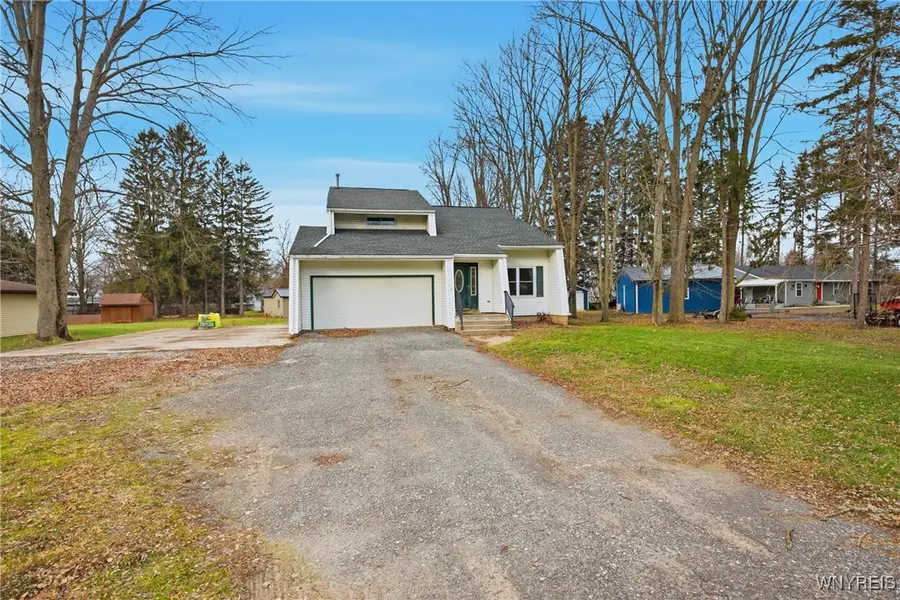 2972 Rosemarie Circle, Newfane, NY 14108 - Image #2