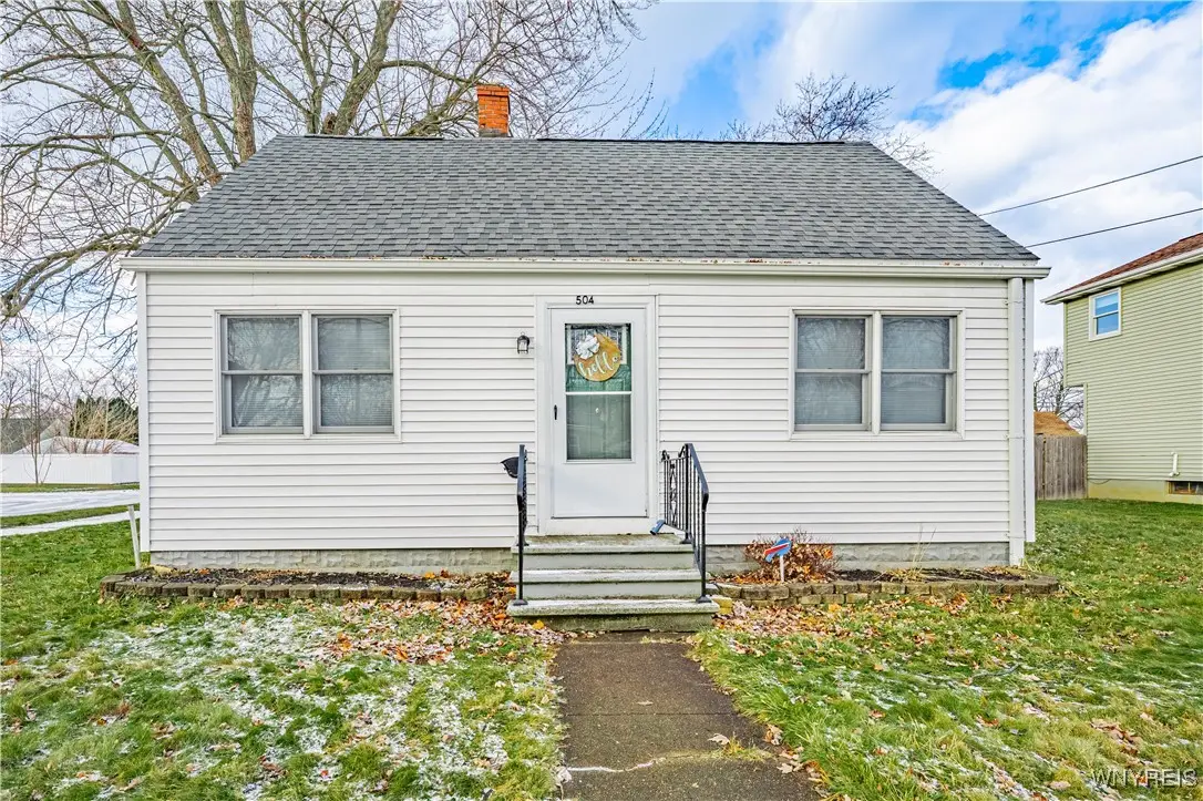 504 74th Street, Niagara Falls, NY 14304 - Image #1