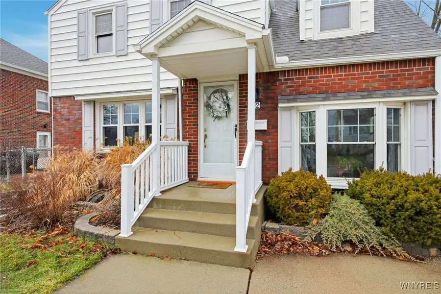 12 Colvinhurst Drive, Buffalo, NY 14223 - Image #2