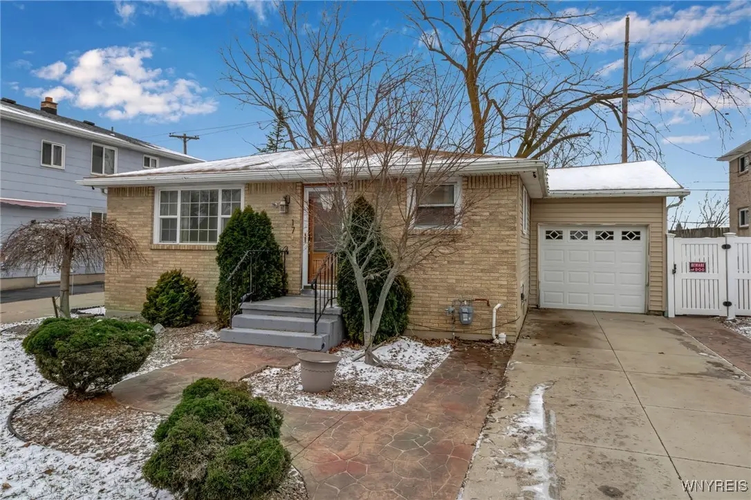 17 Fath Drive, Cheektowaga, NY 14225 - Image #1