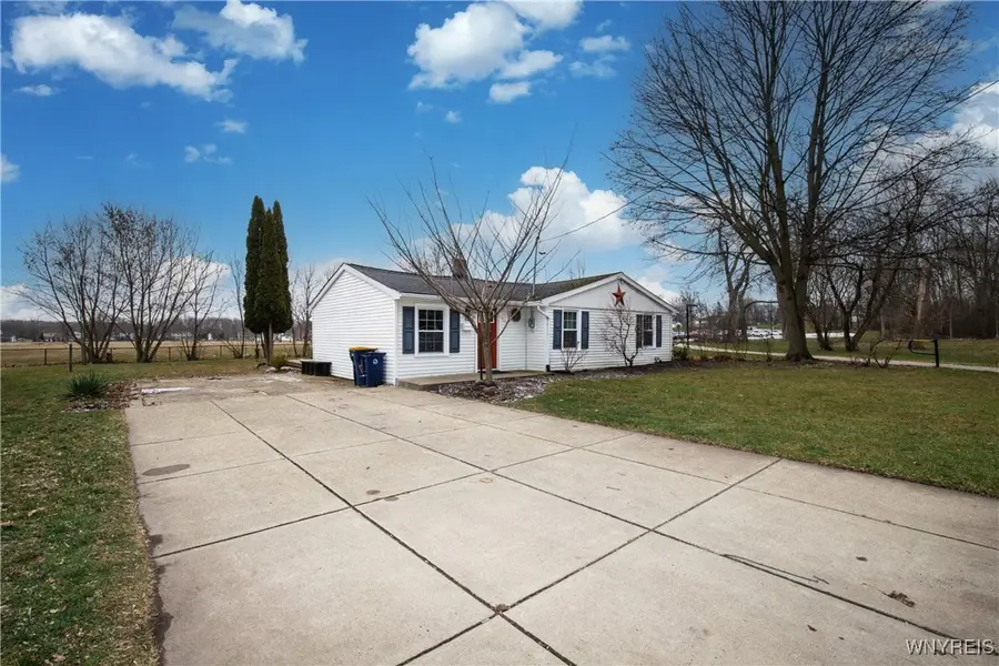 62 Reed Street, Lockport, NY 14094 - Image #2