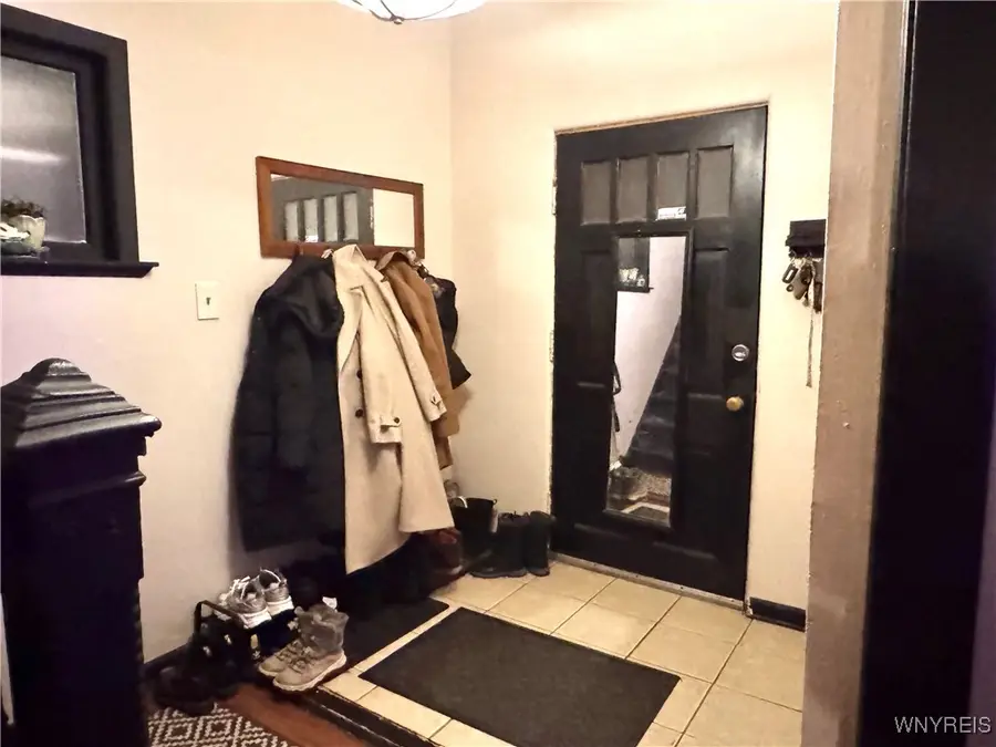 28 Ripley Place, Buffalo, NY 14213 - Image #2