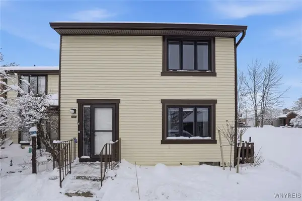 1651 Charlesgate Circle #1651, East Amherst, NY 14051