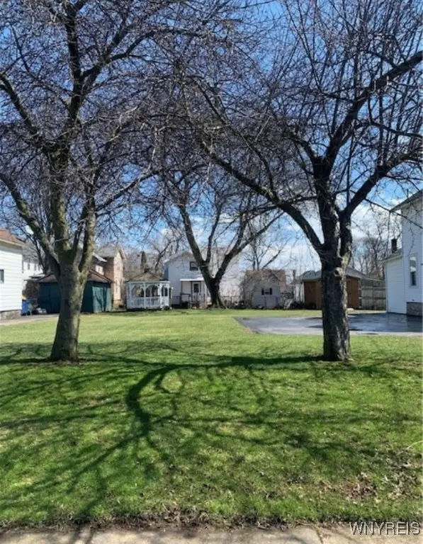 146 Allen Street, Lockport, NY 14094 - Image #2