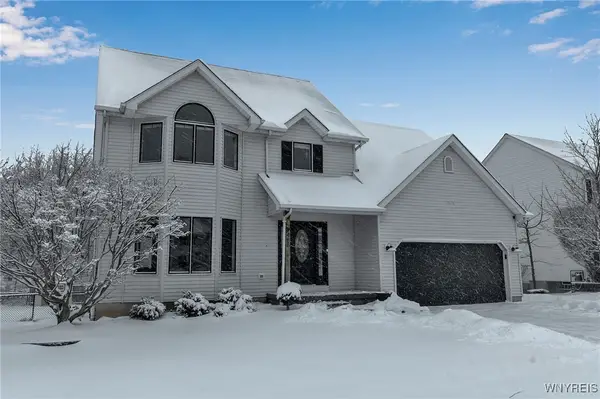 9486 Boxwood Drive, Clarence, NY 14032