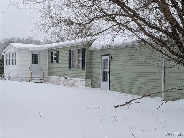 84 Pocono Park, Akron, NY 14001