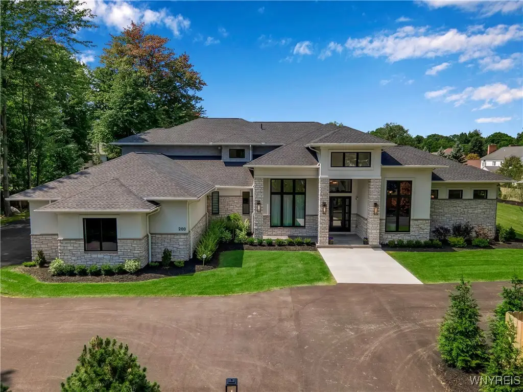 200 Paradise Road, East Amherst, NY 14051 - Image #1