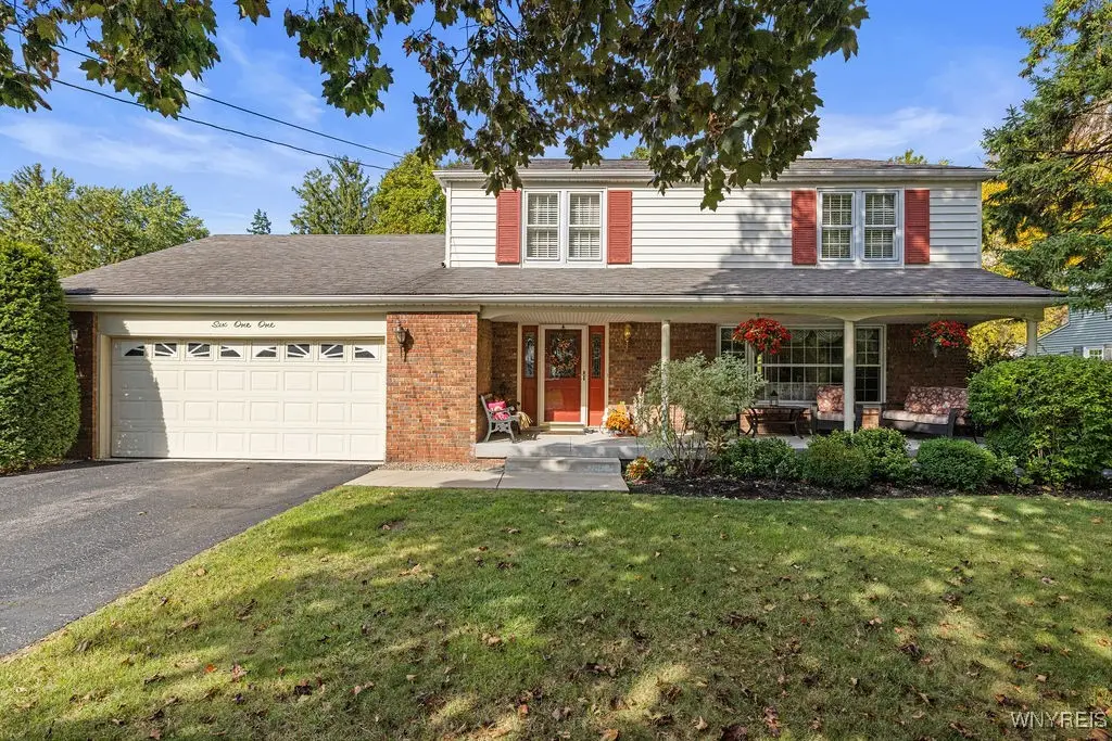 611 Sandlewood Drive, Lewiston, NY 14092 - Image #1