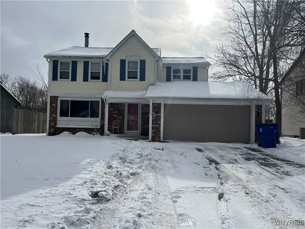 350 Bramblewood Lane, Amherst, NY 14051