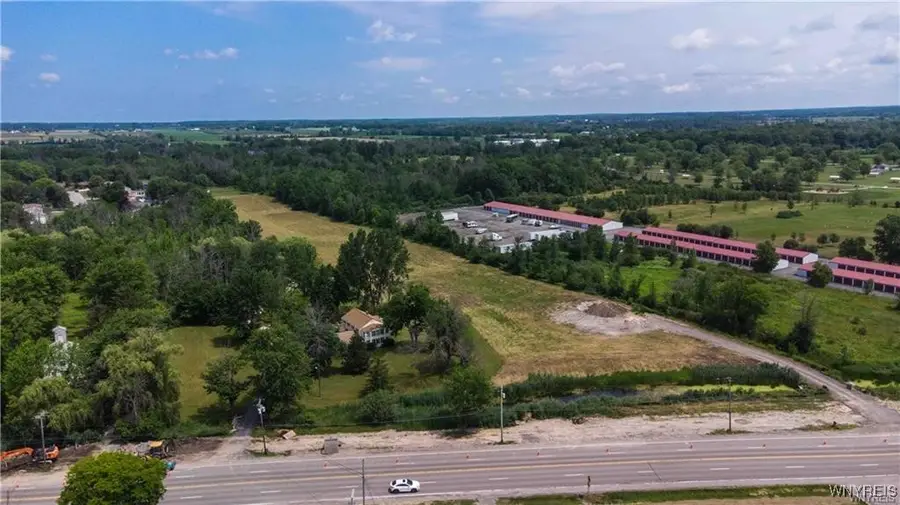 2557 Niagara Road, Niagara Falls, NY 14304 - Image #2