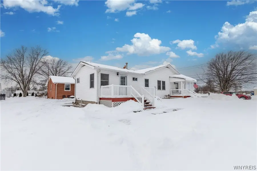 3242 Lockport Road, Sanborn, NY 14132 - #2