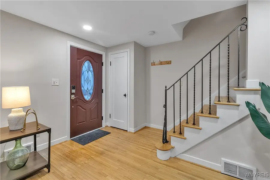 244 Hamilton Drive, Buffalo, NY 14226 - Image #2