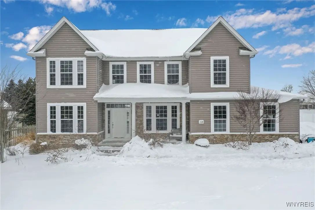 3320 E River Road, Grand Island, NY 14072 - #1