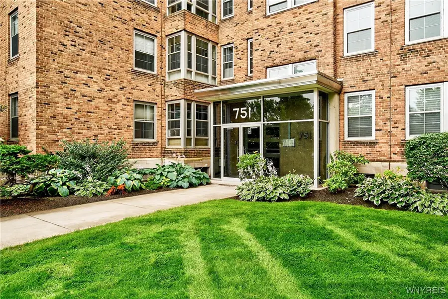 751 W Ferry Street #1AB, Buffalo, NY 14222 - #2