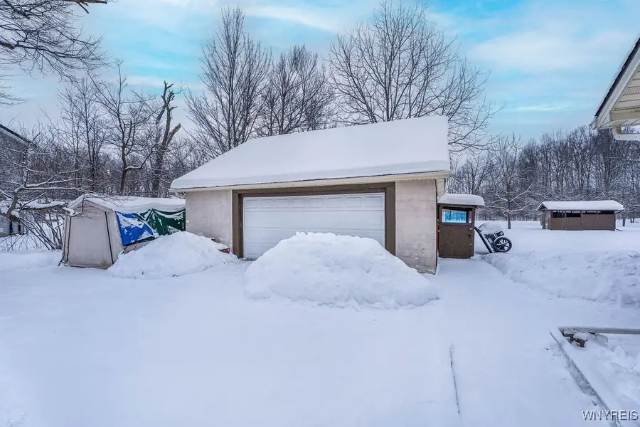 5848 Shawnee Road, Sanborn, NY 14132 - #3