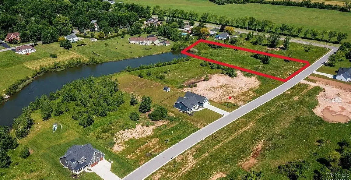 7309 Woodhaven Drive, Lockport, NY 14094 - Image #1