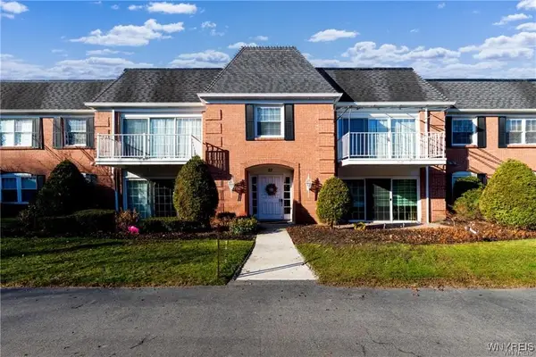 27 Hickory Hill Rd #H, Amherst, NY 14221