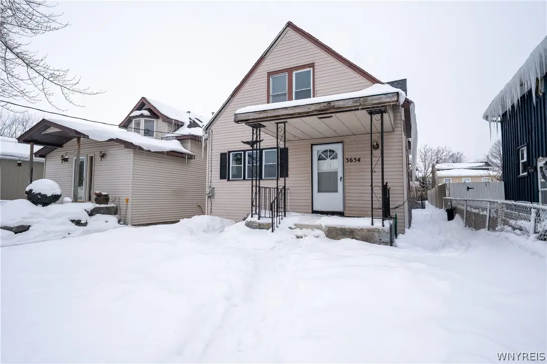 3654 7th Street, Buffalo, NY 14219 - #1