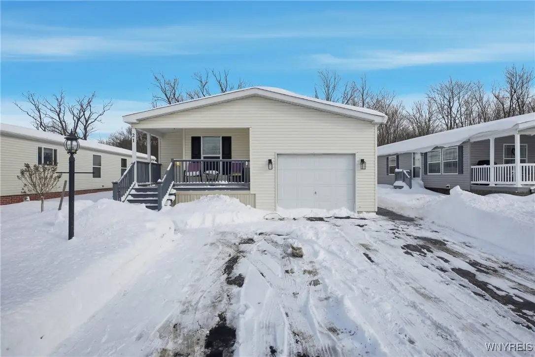 5455 Southwestern Boulevard #21, Hamburg, NY 14075 - #1