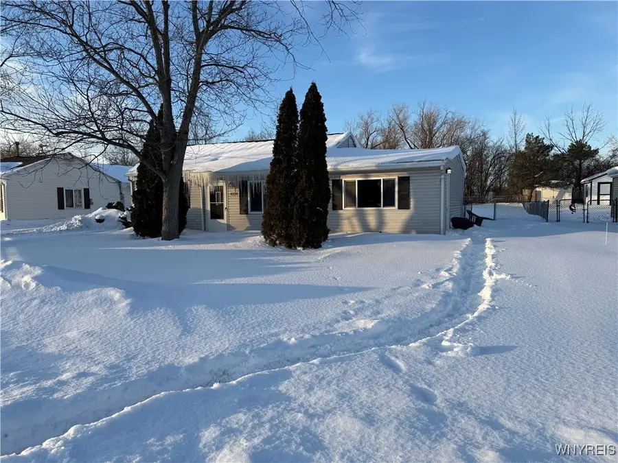 4320 Isherwood Drive, Niagara Falls, NY 14305 - #2