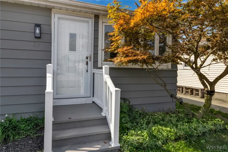 27 Basswood Drive, Buffalo, NY 14227 - #3