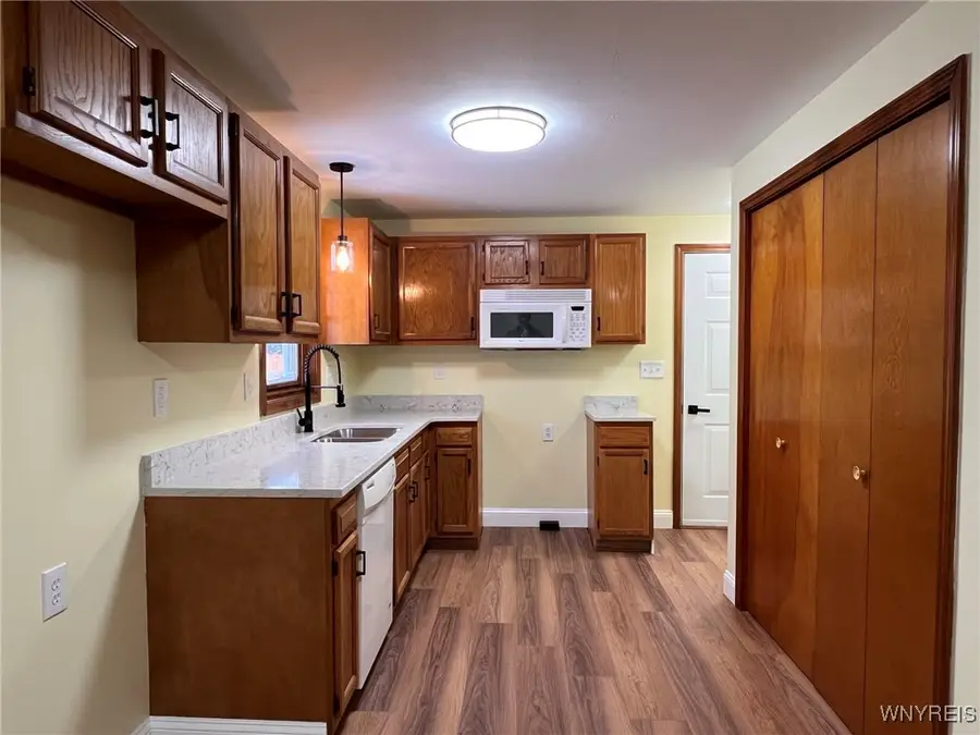 3207 Northway Drive, Sanborn, NY 14132 - #3