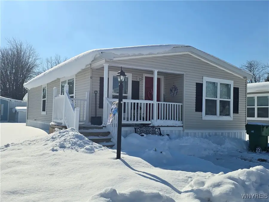 6 Laurel St, Quarry Hill, Akron, NY 14001 - #2