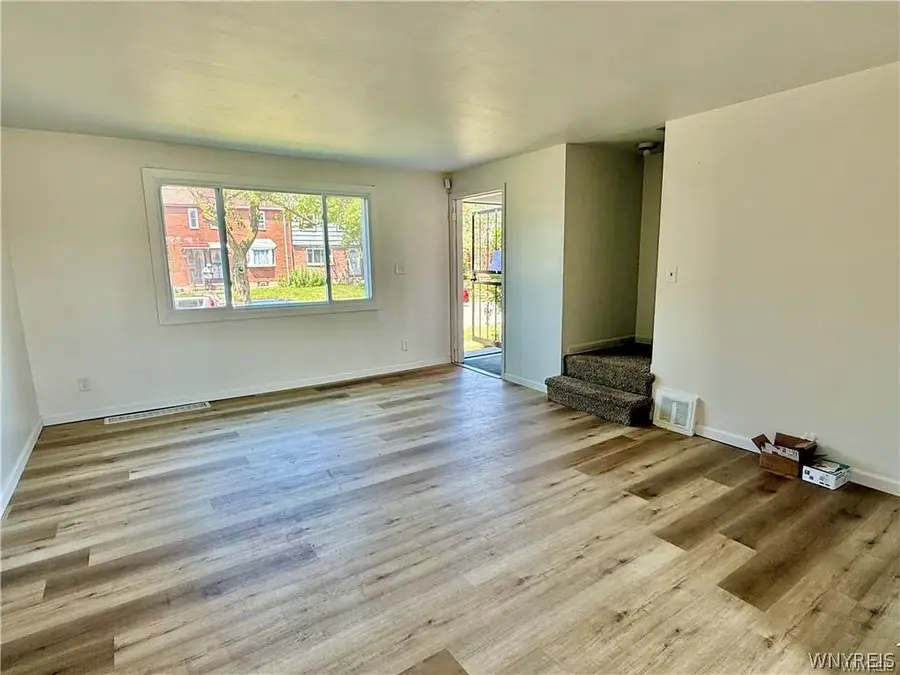 7 Bennett Village, Buffalo, NY 14214 - Image #2