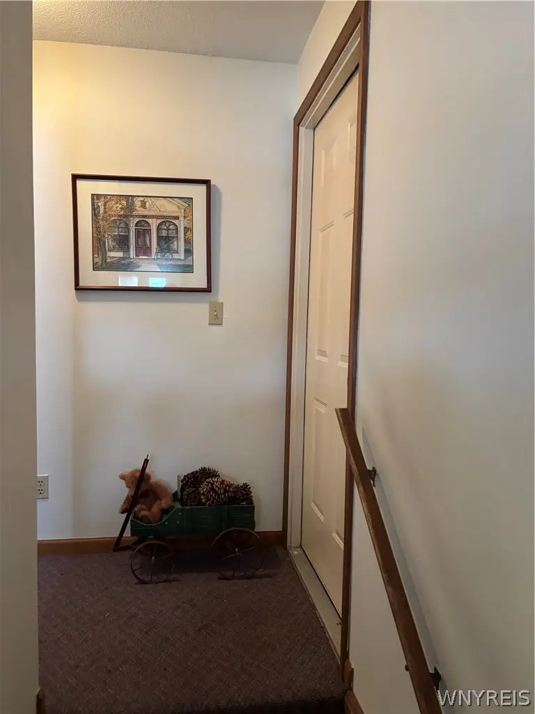 4607 Chestnut Ridge Road #C, Buffalo, NY 14228 - Image #3