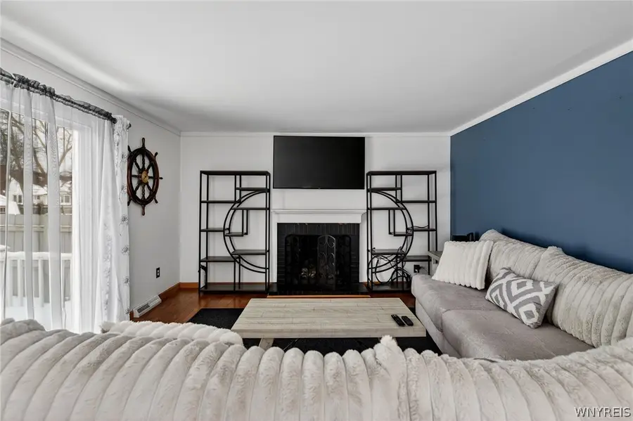 1009 Pasadena Avenue, Niagara Falls, NY 14304 - #3