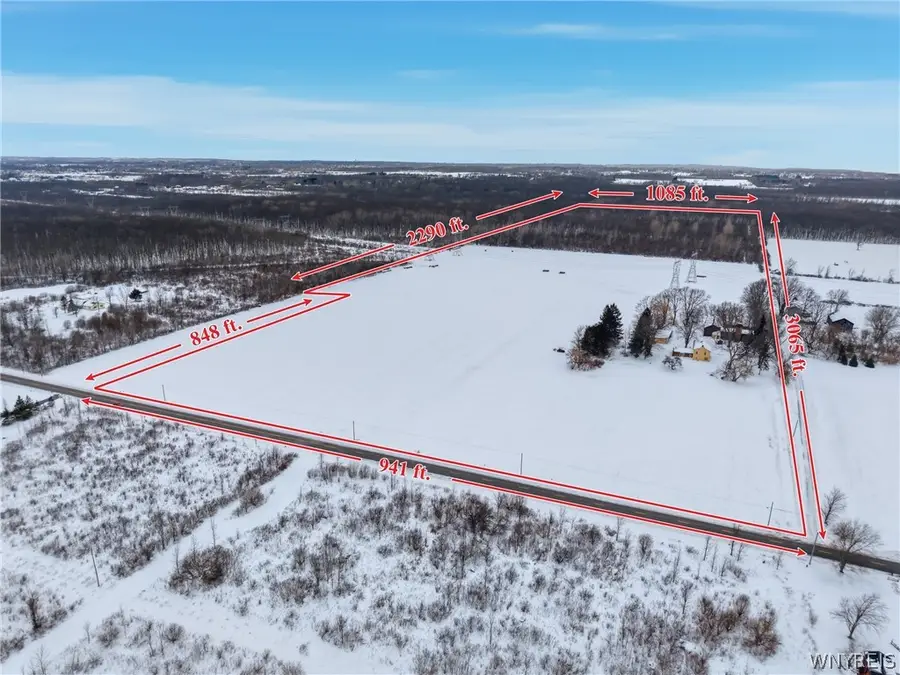 7127 Kinne Road, Lockport, NY 14094 - #2