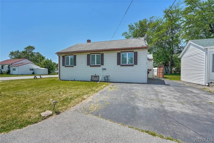 22 Idlebrook Drive, Buffalo, NY 14225 - Image #3