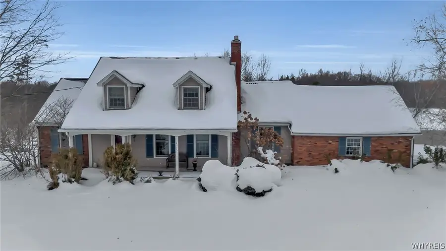 1330 Sturgeon Point Road, Derby, NY 14047 - #2