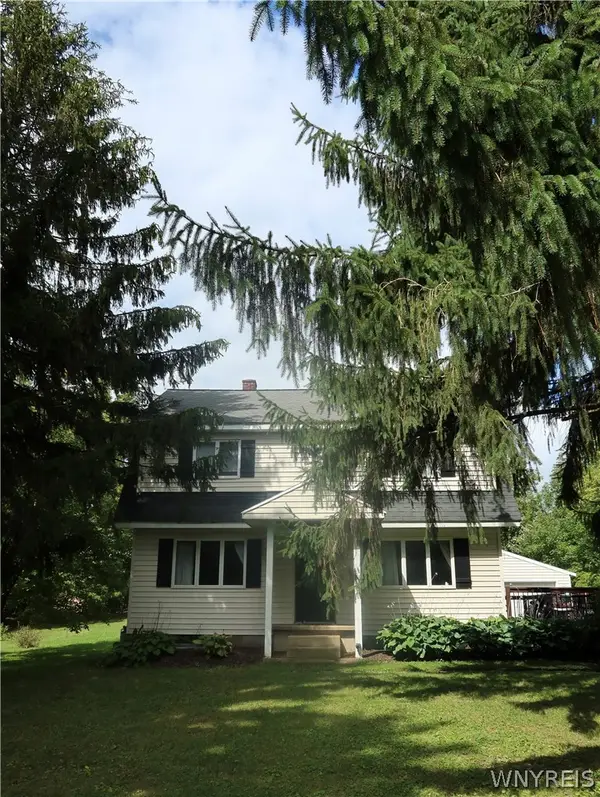 5128 Armor Duells Road, Orchard Park, NY 14127