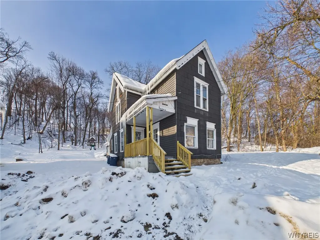 14 Glenwood Avenue, Lockport, NY 14094 - #1