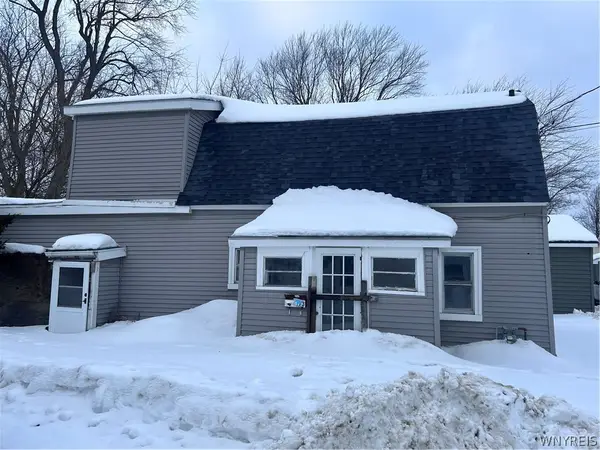 33 Marshall Place, Lockport, NY 14094