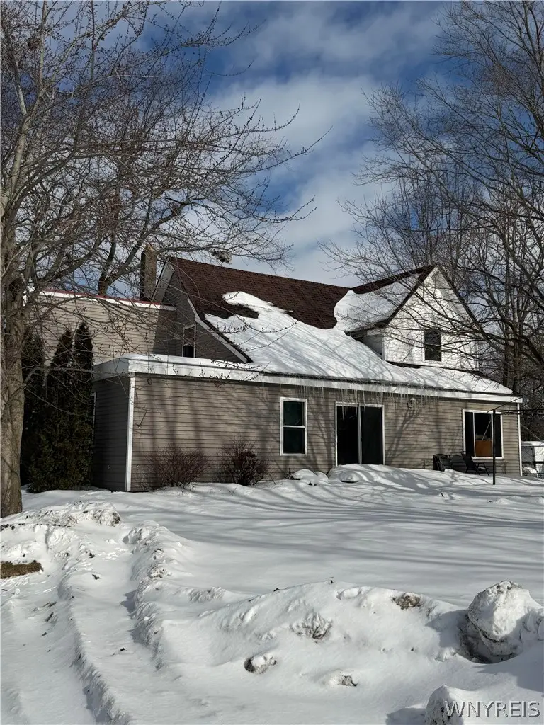 2999 Lower Mountain Road, Sanborn, NY 14132 - #1