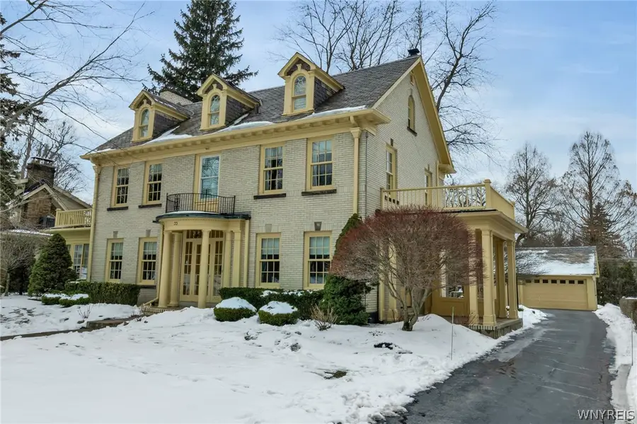 33 Ruskin Road, Amherst, NY 14226 - #3