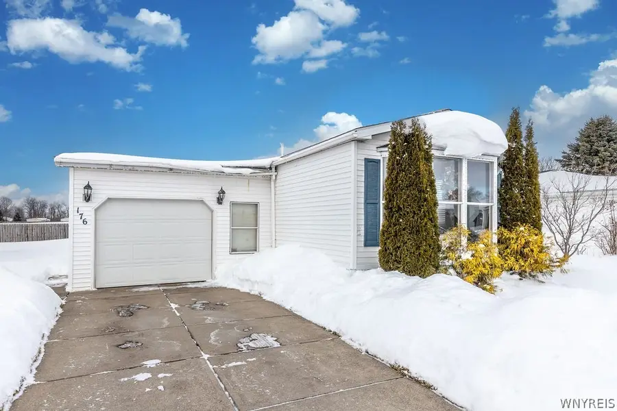 176 Golden Pond, Akron, NY 14001 - #3