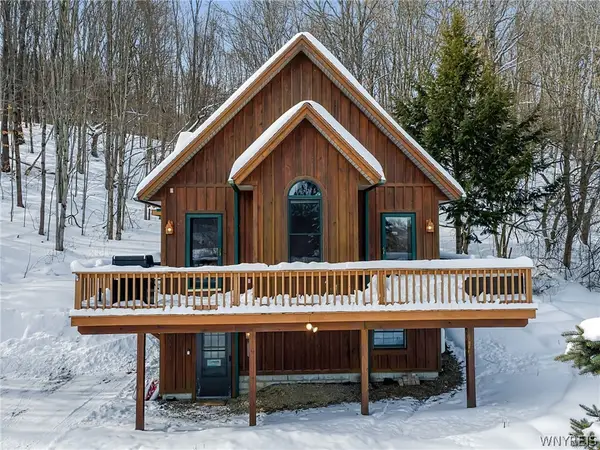 1013 Eagle Drive, Great Valley, NY 14741