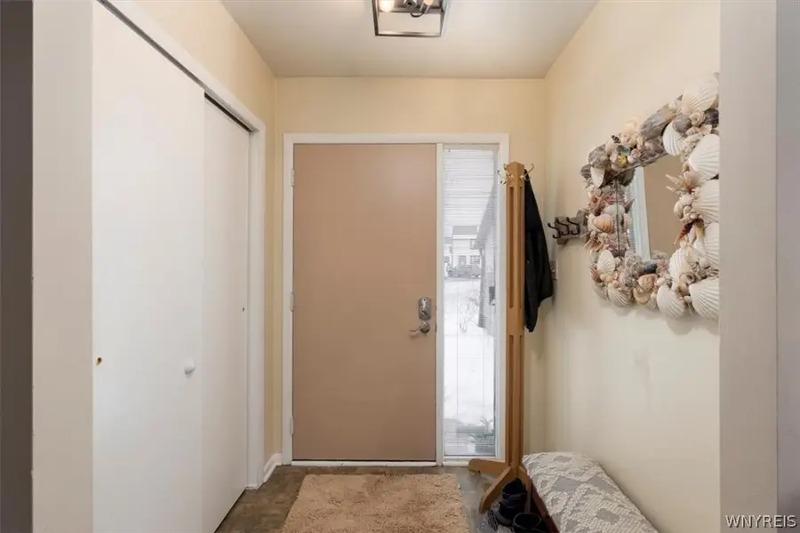 907 Charlesgate Circle, East Amherst, NY 14051 - #3