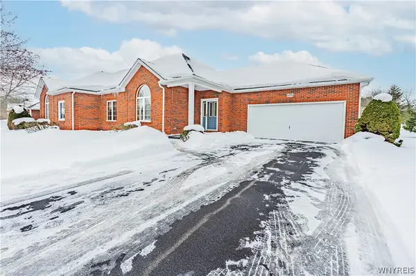 4850 Waterford Place, Lockport, NY 14094