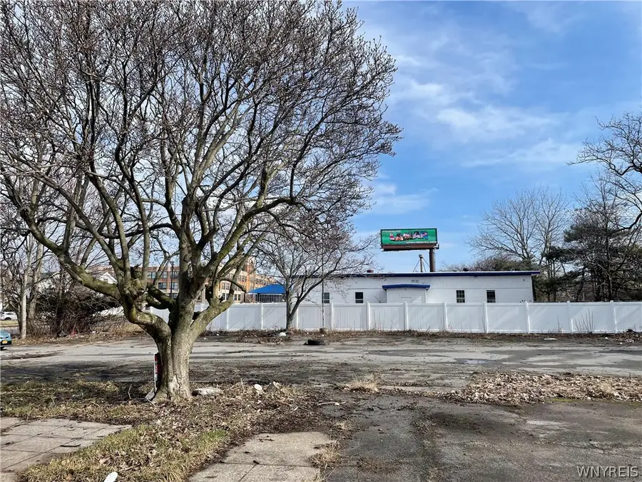 355 Kensington Avenue, Buffalo, NY 14214 - #2