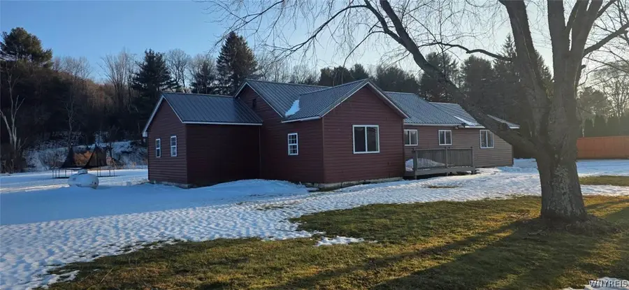 5817 Peth Road, Great Valley, NY 14741 - #3