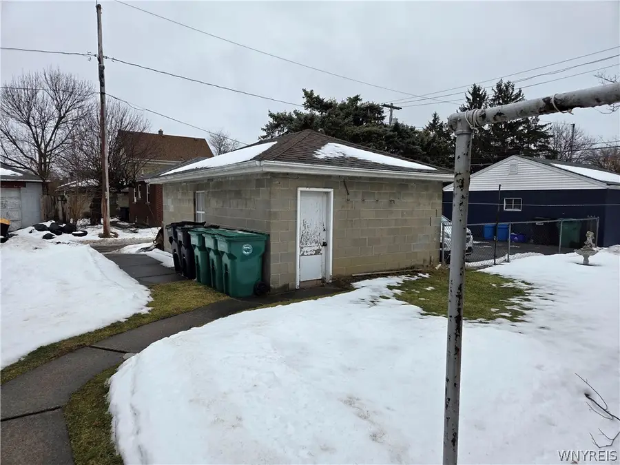 609 25th Street, Niagara Falls, NY 14301 - #3