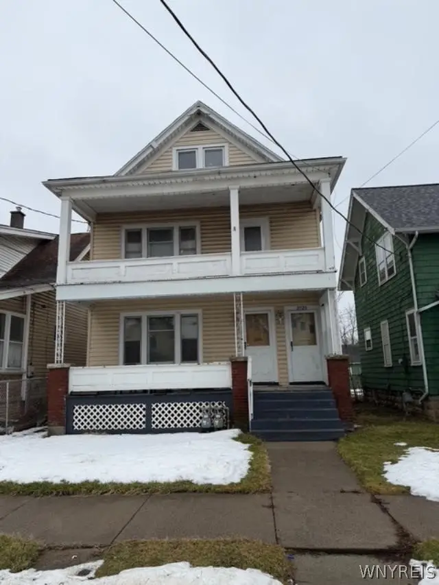 2725 Pierce Avenue, Niagara Falls, NY 14301 - #1